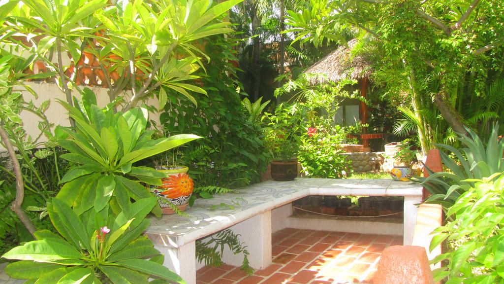 La Paloma Oceanfront Retreat Hotel San Patricio Melaque Ngoại thất bức ảnh