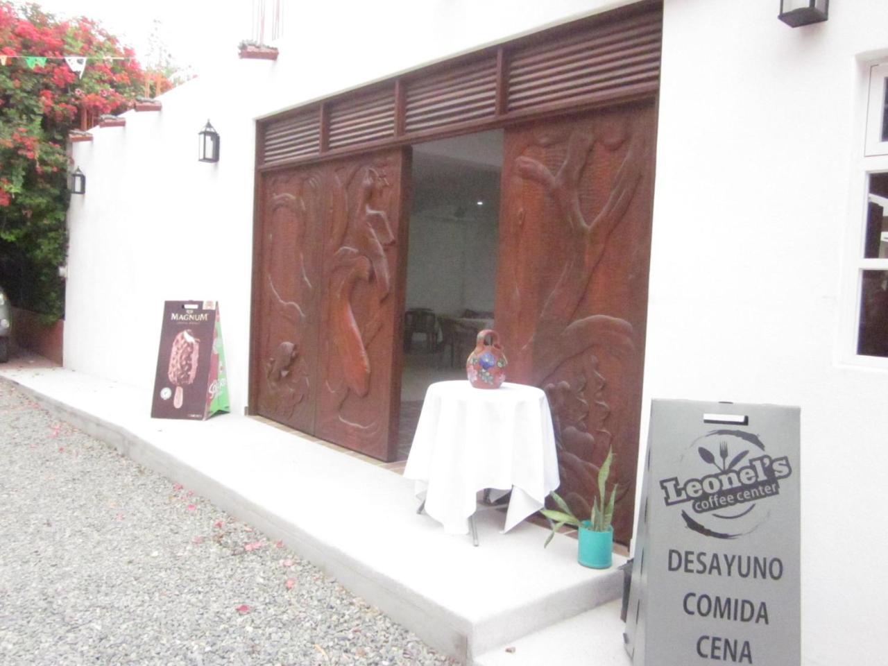 La Paloma Oceanfront Retreat Hotel San Patricio Melaque Ngoại thất bức ảnh
